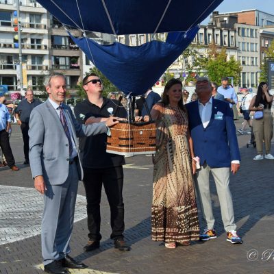 Vredefeesten doop nieuwe mini ballon Sint-Niklaas