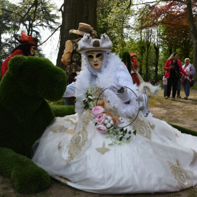 Parade Venetiaanse kostuums op Floralia Brussels