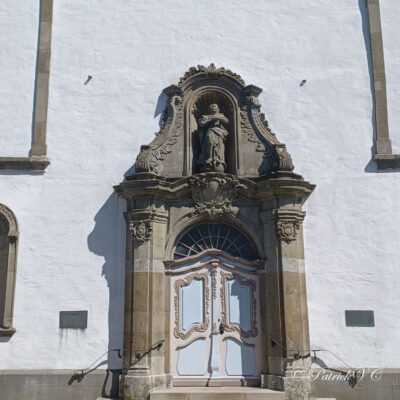De rooms-katholieke kerk van St. Nicolaas in Brilon, gewijd aan St. Nicolaas, is een barokke kerk met één schip. Het werd gebouwd als kloosterkerk in de jaren 1772 tot 1782, is een van de laatste barokke en rococo-gebouwen in Westfalen en behoort tot de parochie van St. Peter en Andreas Brilon in het aartsbisdom Paderborn.